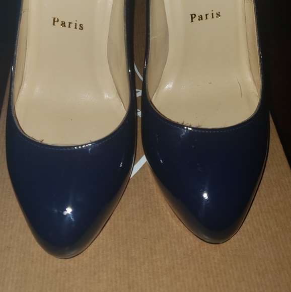 Shoes - Picture 6 of 6